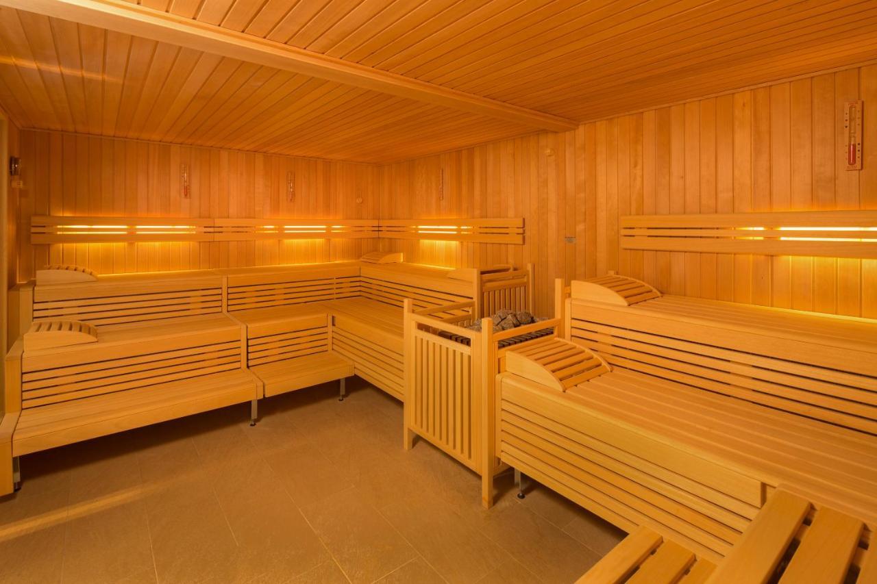 "Haus Bellevue" - Annehmlichkeiten Von 4-Sterne Familien-Und Wellnesshotel Viktoria Nebenan Koennen Mitgenutzt Werden Oberstdorf Zewnętrze zdjęcie